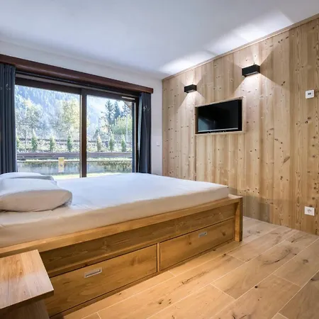 Appartement Nid Du Pic - Cozy Alpine Retreat With Private Garden In *